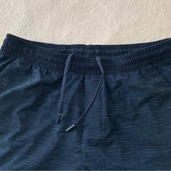 Lululemon Pace Breaker Short Navy Blue Size L - Picture 6 of 7